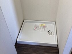 海南市　K様ハイツ　洗濯パン取替工事