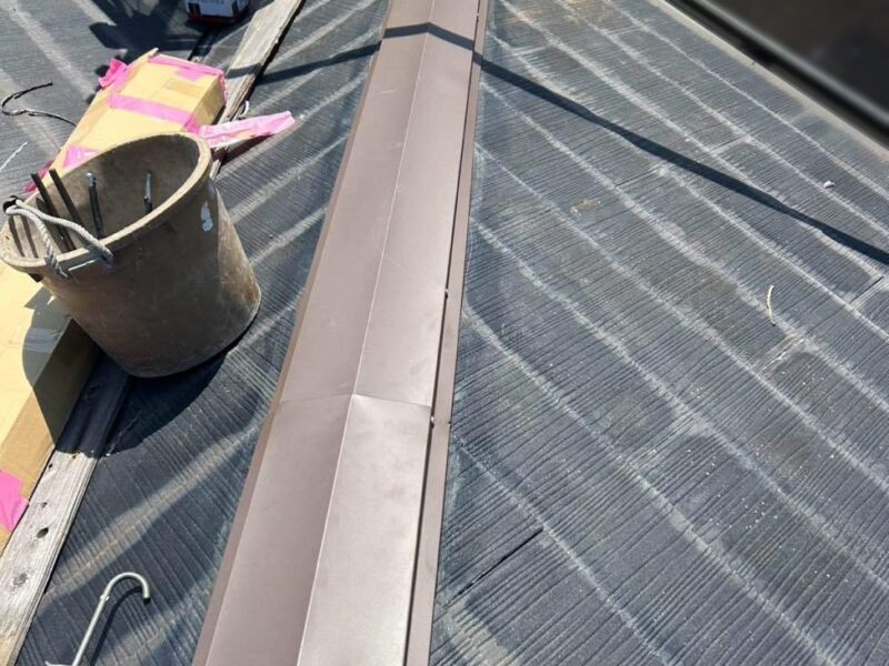 屋根工事 【隅棟GL鋼板板金取付】